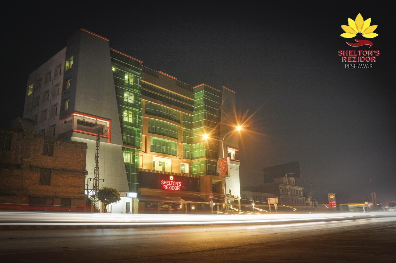 Shelton'S Rezidor Hotel Пешавар Екстериор снимка