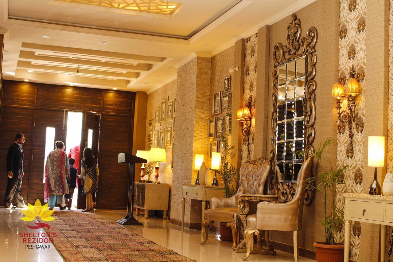 Shelton'S Rezidor Hotel Пешавар Екстериор снимка